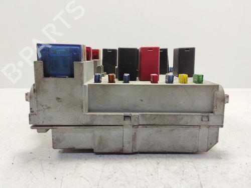 Skrzynka bezpieczników FIAT STILO (192_) 2.4 20V (192_XD1A, 192AXD12) | BP29982724E1