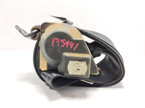 Used Rear left seatbelt Rear left seatbelt 37282121 37282121