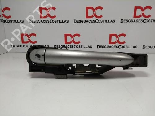 Used Front right exterior door handle RENAULT CLIO III (BR0/1, CR0/1) 1.5 dCi (C/BR0G, C/BR1G) (68 hp) 17401949