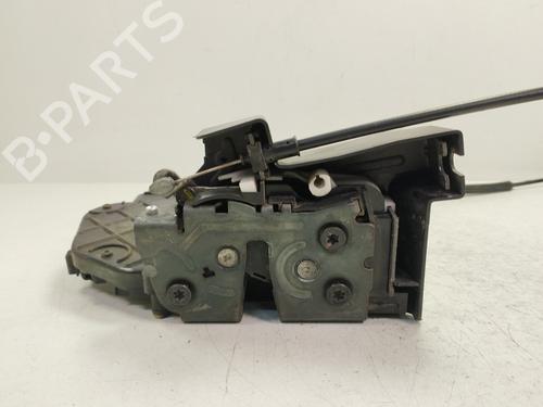 Serratura anteriore sinistra VOLVO S40 II (544) 2.0 D (136 hp) 30508404