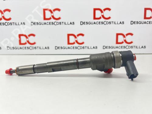 Used Injector HYUNDAI H-1 / STAREX Bus (A1) [1997-2025]  17421455