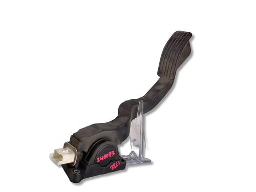 Used Pedal Pedal PEUGEOT 206 Hatchback (2A/C) 1.4 HDi eco 70 (68 hp) 35906085 35906085