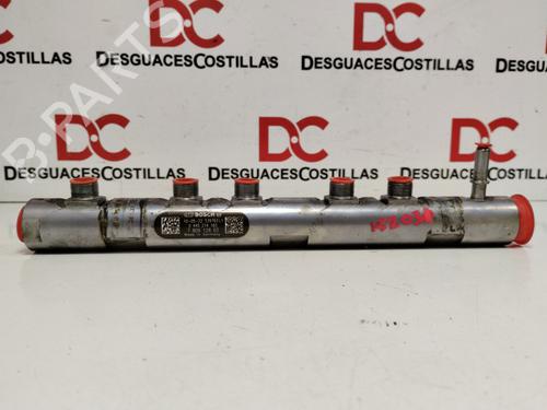 Used Injection rail BMW 5 (F10) 520 d (184 hp) 17415863