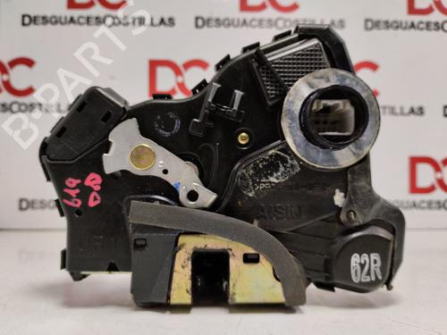 Used Front right lock TOYOTA AVENSIS (_T25_) 2.0 D-4D (ADT250_, ADT250R) (126 hp) 17412552