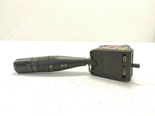 Used Headlight switch PEUGEOT 106 II (1A_, 1C_) 1.5 D (57 hp) 31258338