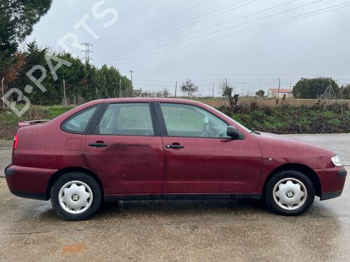 Right front steering knuckle SEAT CORDOBA (6K2) 1.4 | BP32299362M26 