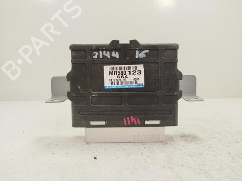 Module électronique MITSUBISHI PAJERO III (V7_W, V6_W) 2.5 TDi (V64W, V74W) (115 hp) 30196253