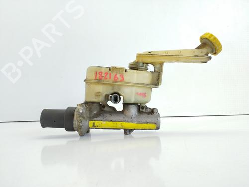 Used Brake master cylinder CHRYSLER VOYAGER / GRAND VOYAGER III (GS_, NS_) 2.4 i (151 hp) 20292101
