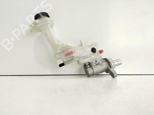 Used Brake master cylinder RENAULT KADJAR (HA_, HL_) [2015-2025]  23185581