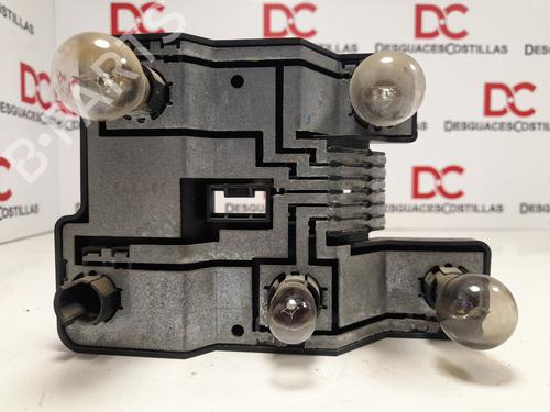 Used Lamp holder OPEL ASTRA F Saloon (T92) 1.6 i 16V (F19, M19) (100 hp) 17408852