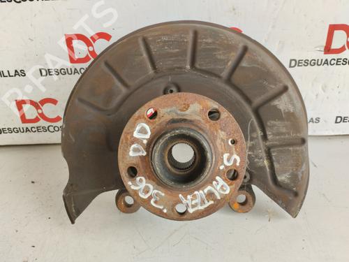 Used Right front steering knuckle SEAT ALTEA (5P1) [2004-2015]  17420996