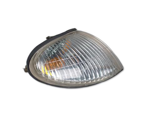 Blinker vorne rechts HYUNDAI COUPE I (RD)  | BP30672450C33 