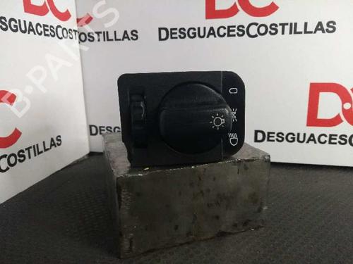 Used Headlight switch OPEL VECTRA A Hatchback (J89) [1988-1995]  32085180