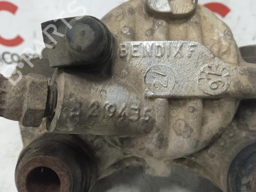 Venstre bremsekaliber foran CITROËN SAXO (S0, S1) 1.5 D | BP29941876M105 