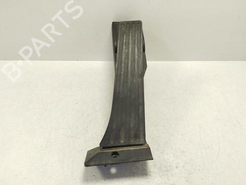 Pedal MG MG ZR 105 (103 hp) 21838038