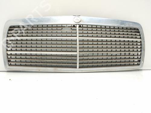 Used Grille MERCEDES-BENZ 124 Saloon (W124) 300 E (188 hp) 25143256