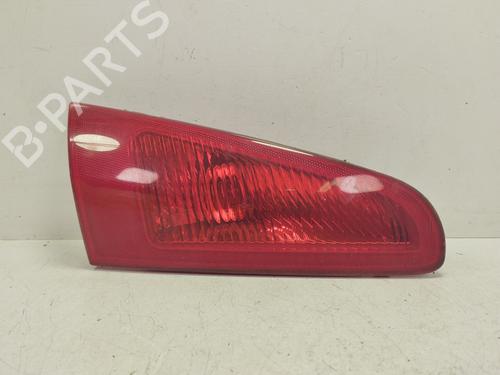 Used Left tailgate light Left tailgate light ALFA ROMEO 147 (937_) 1.6 16V T.SPARK ECO (937.AXA1A, 937.BXA1A) (105 hp) 35756502 35756502
