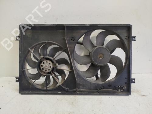 Used Radiator fan Radiator fan 36218417 36218417