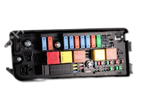 Used Fuse box Fuse box OPEL VECTRA C (Z02) [2002-2009] 33705179 33705179