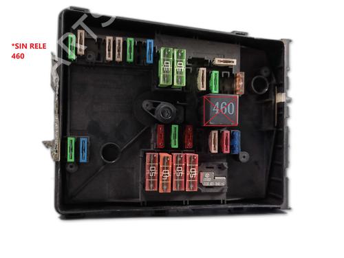 Used Fuse box Fuse box 39075850 39075850