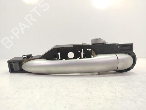 Used Front right exterior door handle RENAULT CLIO III (BR0/1, CR0/1) 1.2 16V (BR0P, CR0P) (101 hp) 28715388