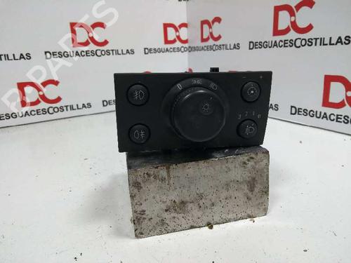 Used Headlight switch OPEL VECTRA C Estate (Z02) 2.0 DTI (F35) (100 hp) 17396291