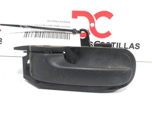 Venstre bagtil invendig håndtag TOYOTA YARIS (_P1_) 1.0 (SCP10_, SCP10R) (68 hp) 32085467