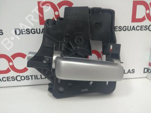 Venstre bagtil invendig håndtag PEUGEOT PARTNER Box Body/MPV 1.6 HDi (111 hp) 17402357