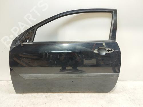Used Left front door Left front door 18640605 18640605