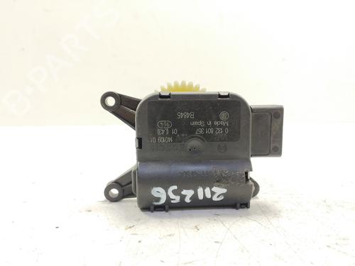 Used Fuel door actuator Fuel door actuator SEAT IBIZA IV (6J5, 6P1) [2008-2017] 36774024 36774024