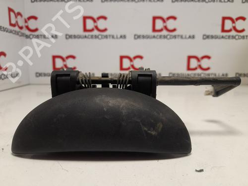 Used Front left exterior door handle PEUGEOT 206 Hatchback (2A/C) 1.1 i (60 hp) 17561529