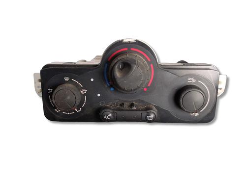 climate-control-renault-clio-iii-br01-cr01-2005-2006-2007-2008-2009-2010-2011-2012-2013-2014-36292796 main image