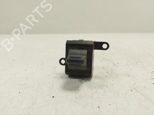 Used Right front window switch CHRYSLER VOYAGER / GRAND VOYAGER III (GS_, NS_) 2.4 i (151 hp) 18001662