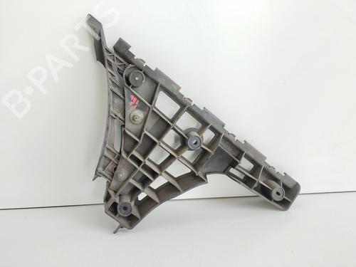 Used Rear bumper bracket AUDI A4 B5 (8D2) 1.9 TDI (110 hp) 17799532