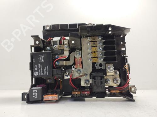 Used Fuse box VW TOUAREG (7LA, 7L6, 7L7) 5.0 V10 TDI (313 hp) 19392989