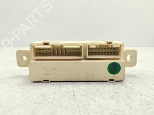 Used Electronic module HYUNDAI i30 (FD) 1.4 (109 hp) 30194556