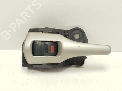 Front right interior door handle TOYOTA AURIS (_E18_) 1.4 D-4D (NDE180_) (90 hp) 18127354