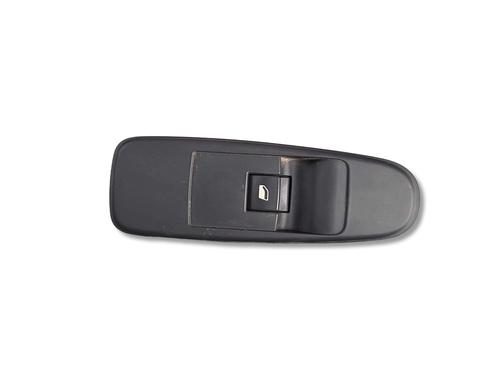 Mando elevalunas delantera derecho Mando elevalunas delantera derecho CITROËN C4 Picasso I MPV (UD_) 1.6 HDi 110 (112 hp) 35931702 35931702