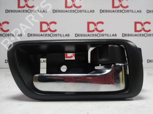 Used Rear right interior door handle TOYOTA COROLLA Verso (ZER_, ZZE12_, R1_) 2.0 D-4D (CUR10_, CUR10R) (116 hp) 17409449