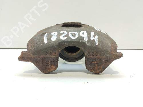 Etrier avant droit Etrier avant droit CHRYSLER VOYAGER / GRAND VOYAGER III (GS_, NS_) [1992-2001] 36527571 36527571