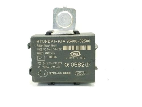 Used Electronic module HYUNDAI H-1 / STAREX Bus (A1) [1997-2025]  17421381