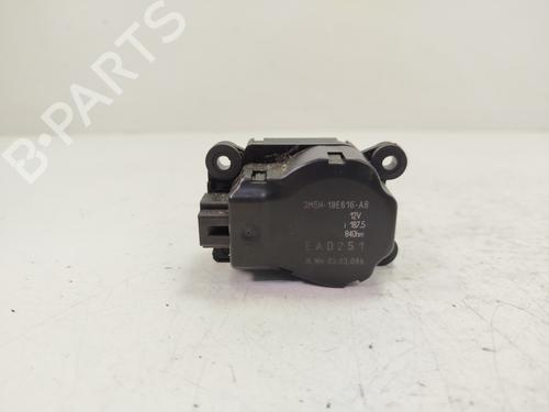 Używane Siłownik klapki wlewu paliwa FORD KUGA I [2008-2012]  30655456