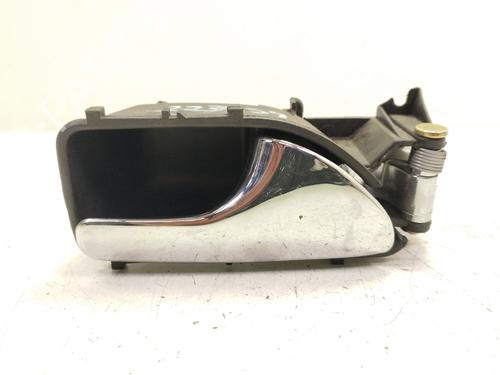 Used Front right interior door handle Front right interior door handle SEAT TOLEDO I (1L2) [1991-1999] 33334534 33334534