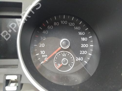 Instrument cluster VW GOLF VI (5K1) 1.6 TDI | BP17402032C47 