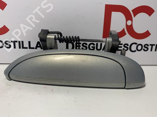 Venstre bagtil udvendigt håndtag RENAULT MEGANE I Classic (LA0/1_) 1.9 dCi (LA05, LA1F) (102 hp) 32085557