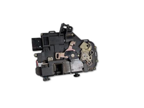 Used Front right lock Front right lock AUDI A6 C5 (4B2, 4B4) 2.5 TDI (155 hp) 36387582 36387582