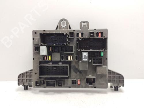 Used Fuse box OPEL ASTRA J (P10) [2009-2016]  21052542