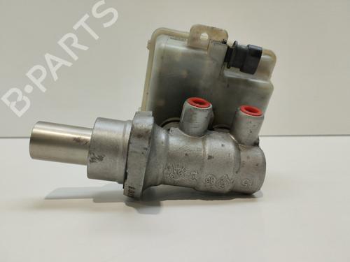 Brake master cylinder OPEL ASTRA H GTC (A04) 1.9 CDTI (L08) | BP17425417M77 