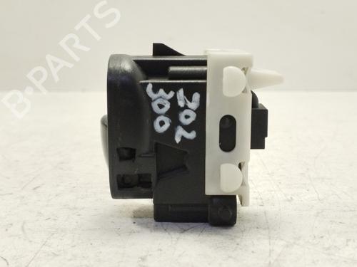 Right front window switch MERCEDES-BENZ C-CLASS (W203) C 220 CDI (203.008) | BP36050221I26 - Image 2