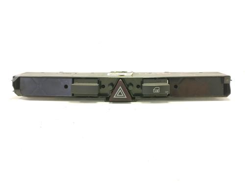 Used Warning switch OPEL ASTRA H (A04) [2004-2014]  25913735